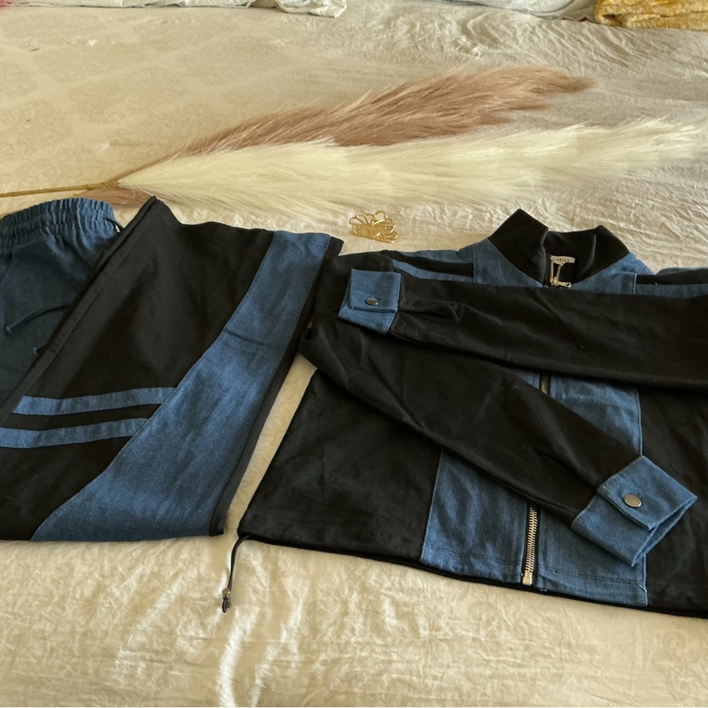 Women’s Two-Tone Black & Blue Track Jacket